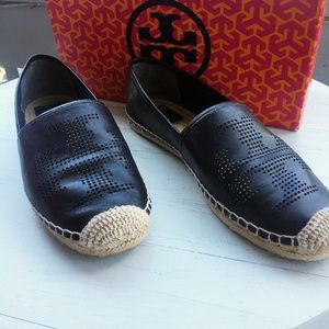 Tory burch perforated logo flat espadrilles